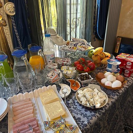 Hotel Boutique Vila Fernando Tirana Buitenkant foto