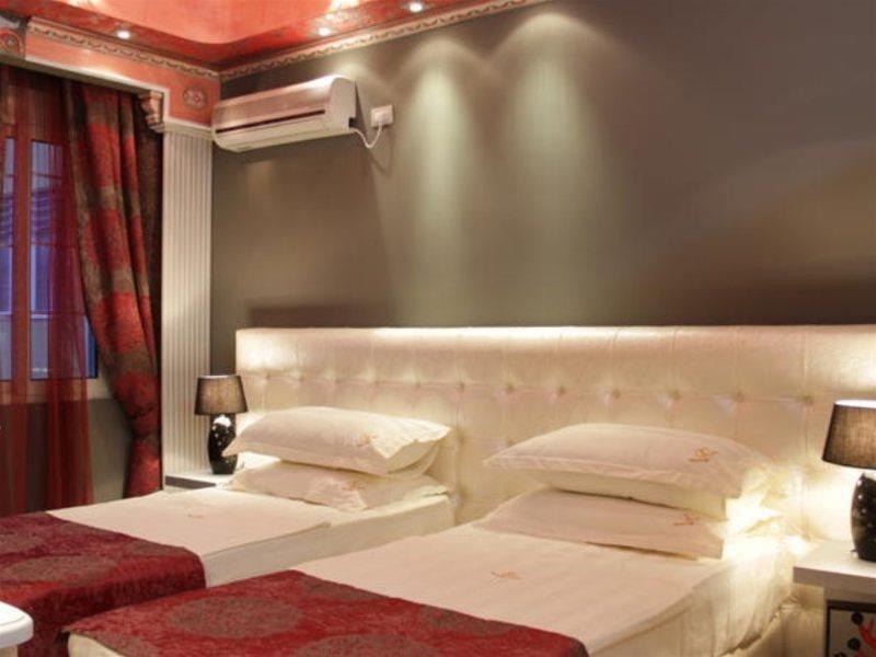 Hotel Boutique Vila Fernando Tirana Buitenkant foto