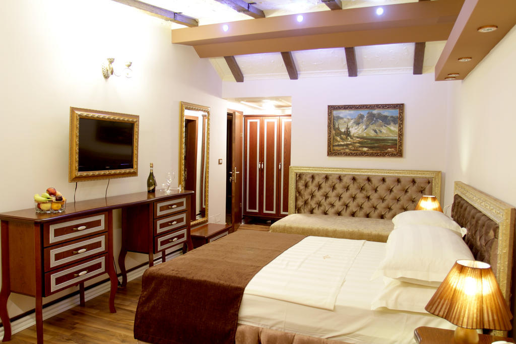 Hotel Boutique Vila Fernando Tirana Kamer foto