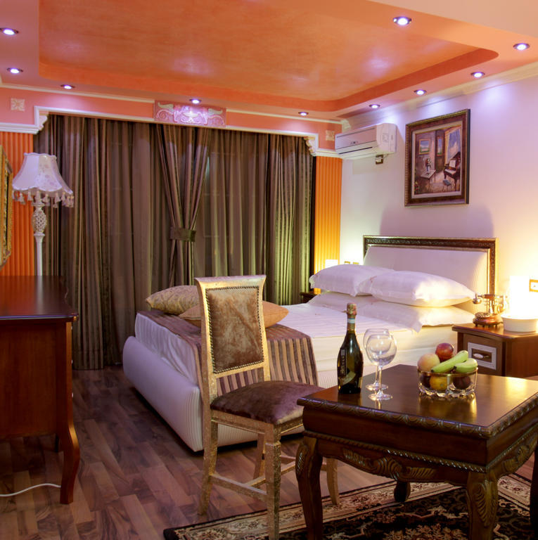 Hotel Boutique Vila Fernando Tirana Kamer foto